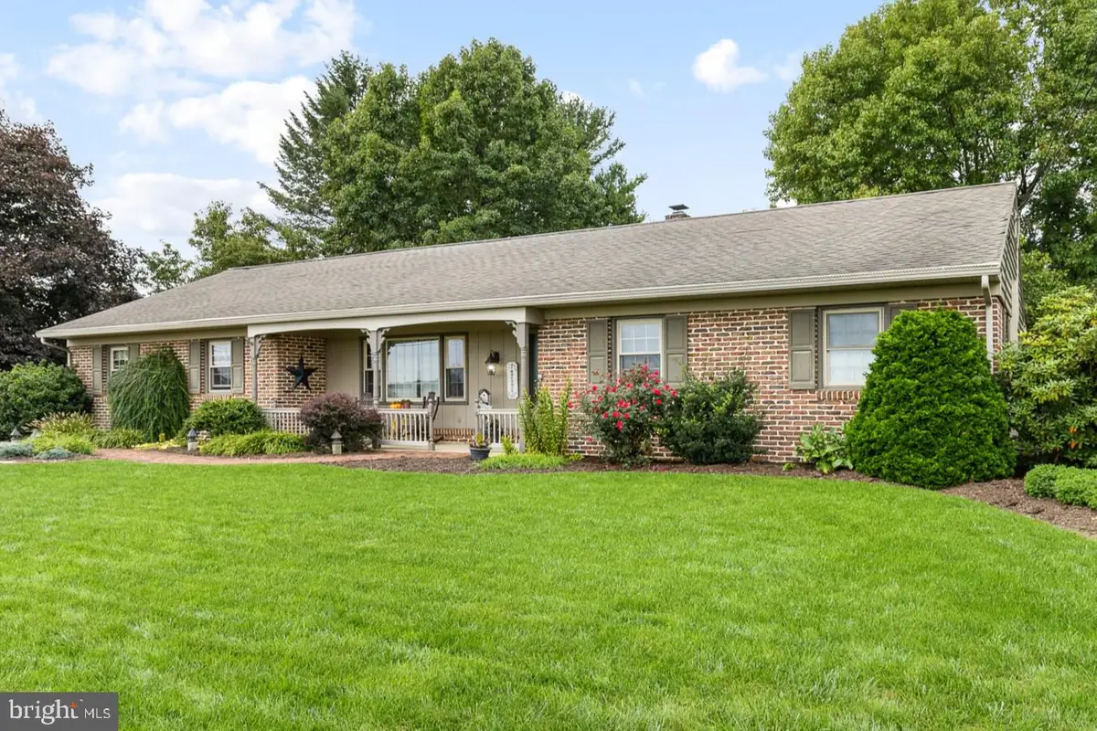 1736 Lincoln Gardens Rd, Ephrata, PA 17522 - #1