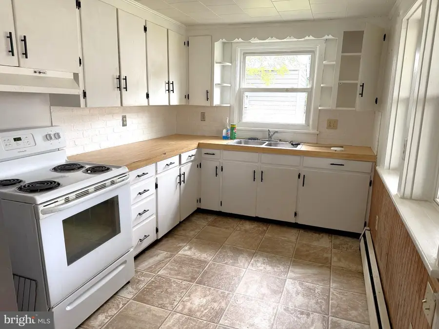 48 & 50 S Charles St, Ephrata, PA 17522 - #3