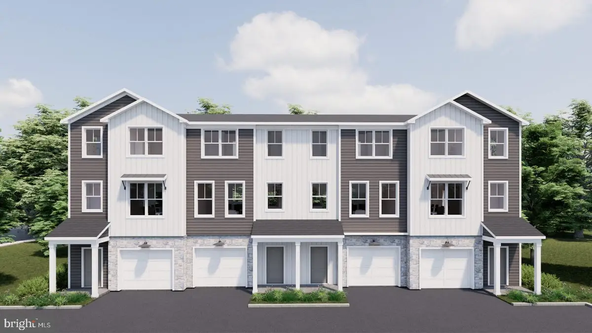 24 E Kestrel Dr, Denver, PA 17517 - #1