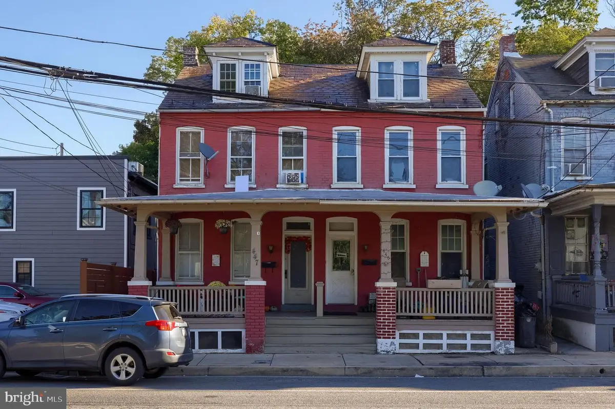 447 3rd St, Columbia, PA 17512 - #1