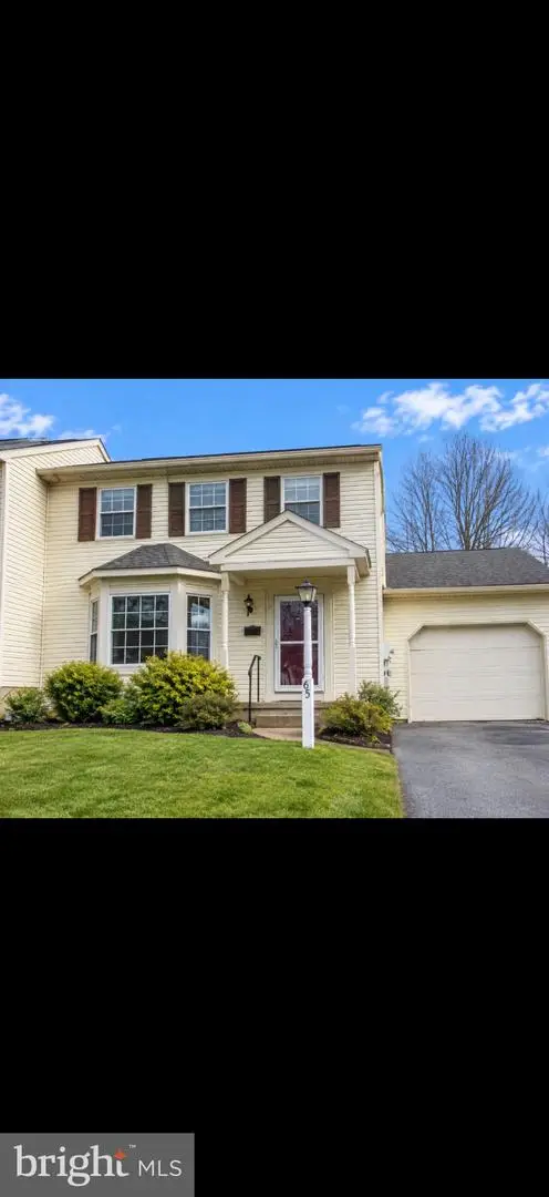 65 Mill Pond Dr, Lancaster, PA 17603 - #1