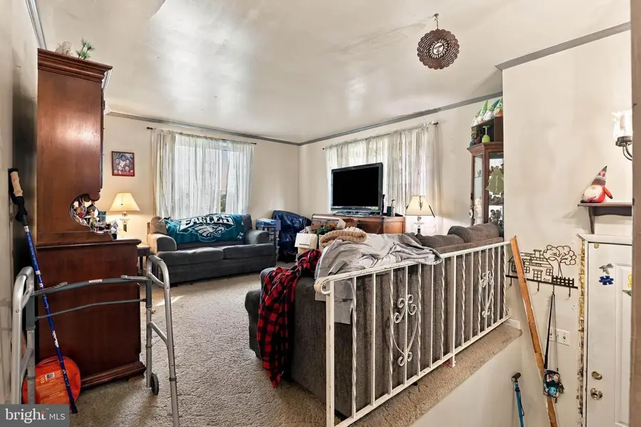 105 Schoeneck Rd, Ephrata, PA 17522 - #3