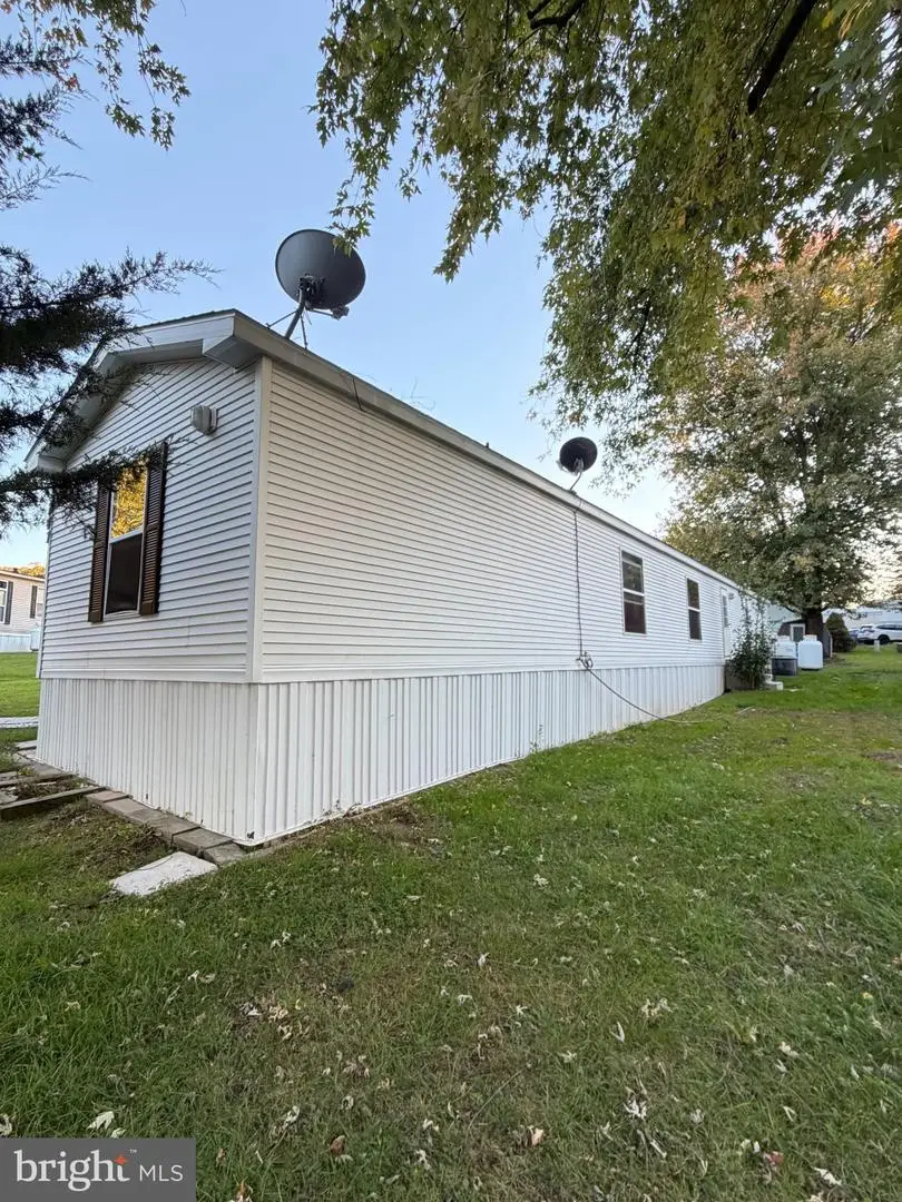 747 Willow Ln, Gap, PA 17527 - #2