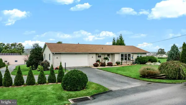 6247 Main St, HONEY BROOK, PA 19344