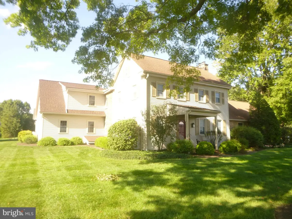 313 E Penn Grant Rd, Willow Street, PA 17584 - #1
