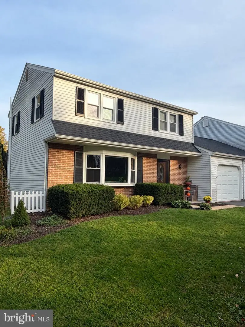 905 Hornig Rd, Lancaster, PA 17601 - #2