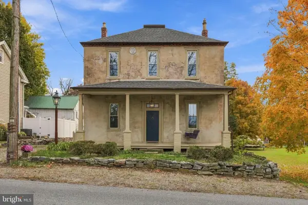 1250 Creek Rd, LITITZ, PA 17543
