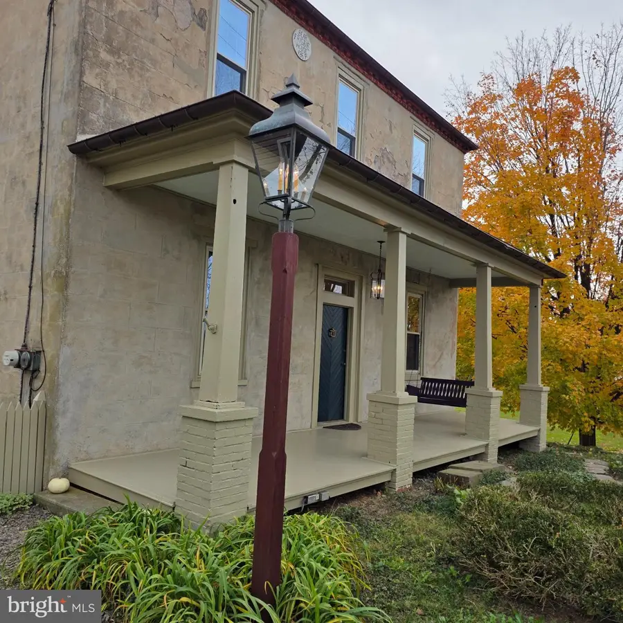 1250 Creek Rd, Lititz, PA 17543 - #2