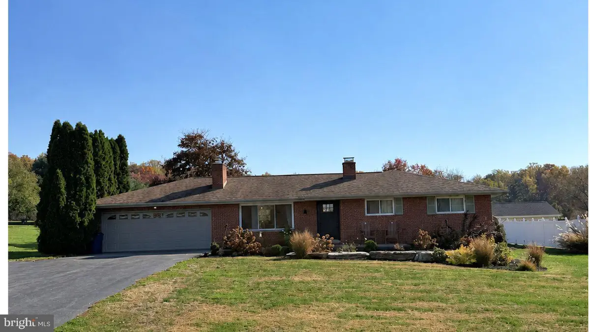 429 Hess Rd, Elizabethtown, PA 17022 - #1