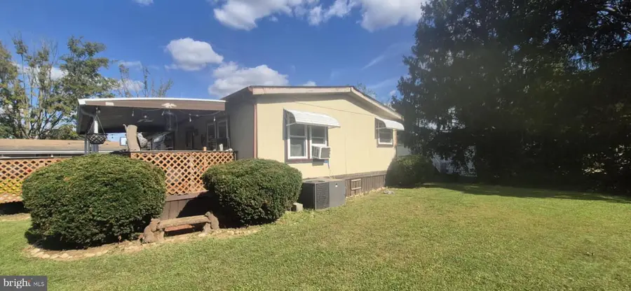 8774 Breinig Run Cir, Breinigsville, PA 18031 - Image #3