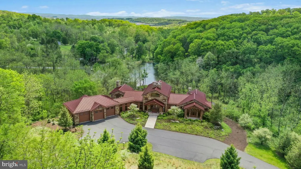 2042 Folk Rd, Fogelsville, PA 18051 - Image #1