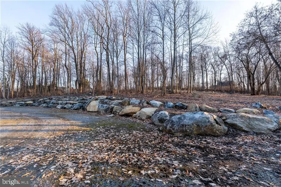 4835 Shimerville Rd, Emmaus, PA 18049 - Image #2