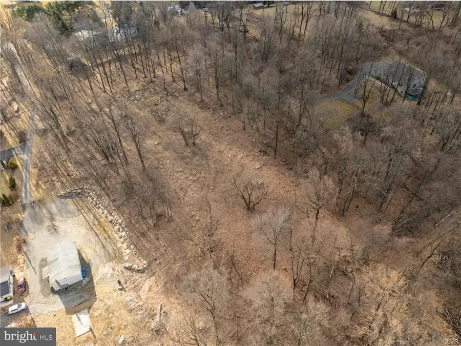 4835 Shimerville Rd, Emmaus, PA 18049 - Image #3