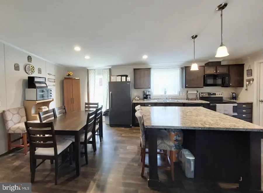 8932 Breinig Run Cir, Breinigsville, PA 18031 - Image #3