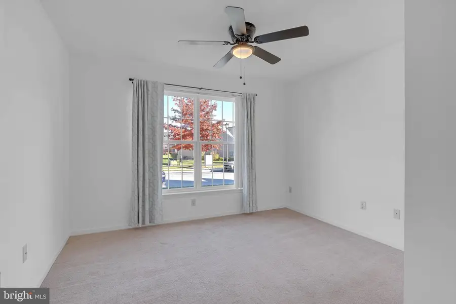 4212 Belmont Cir, Whitehall, PA 18052 - Image #3