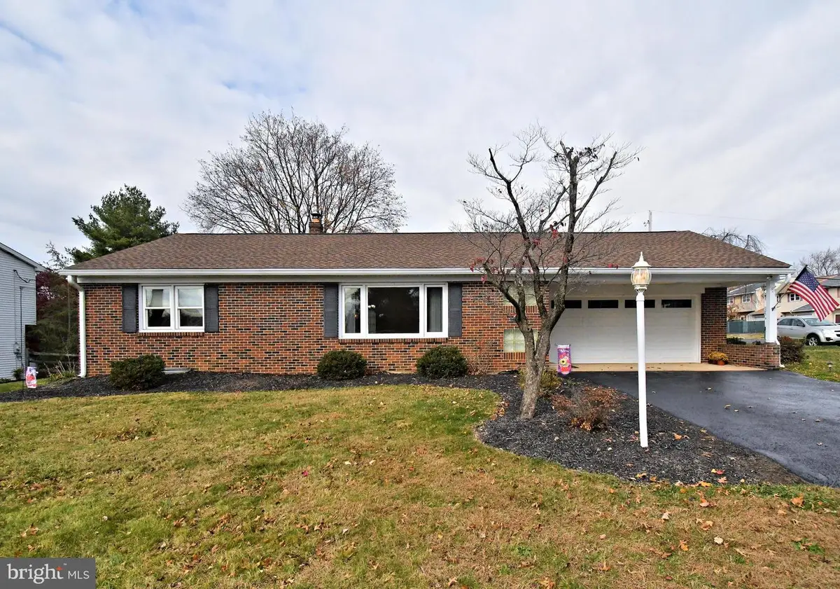 4105 W Chew St, Allentown, PA 18104 - Image #1