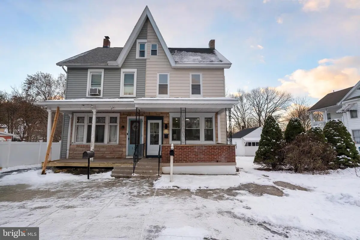 132 5th St, Slatington, PA 18080 - Image #1