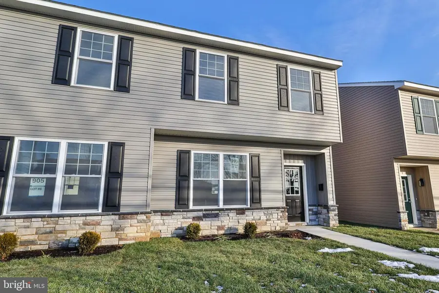 903 N Graham St, Allentown, PA 18109 - #3