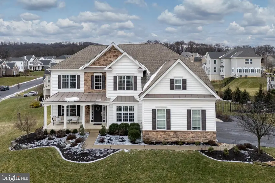 6226 Fox Glove Ln, Center Valley, PA 18034 - Image #2