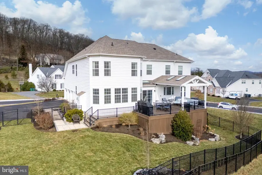 6226 Fox Glove Ln, Center Valley, PA 18034 - Image #3