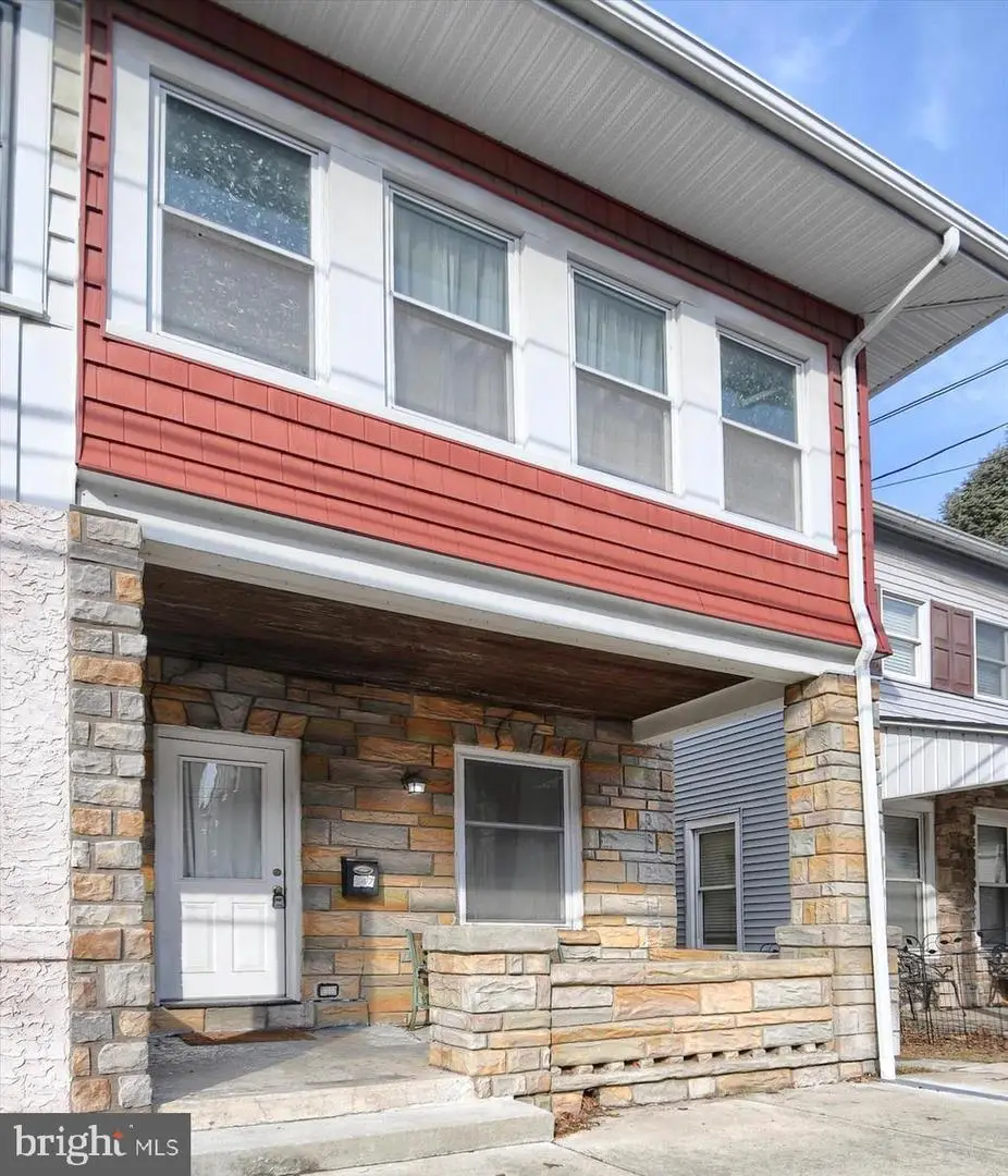 547 Broad St, Emmaus, PA 18049 - Image #1