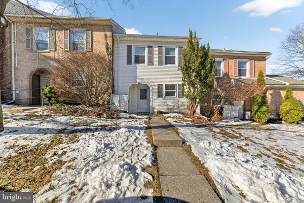 1930 Cricklewood Cv, FOGELSVILLE, PA 18051