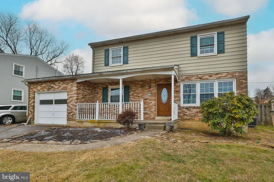 210 S 16th St, Emmaus, PA 18049 - Image #3