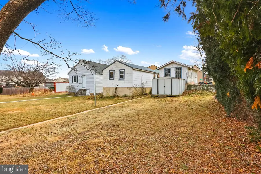 38 E 2nd St, Alburtis, PA 18011 - Image #2