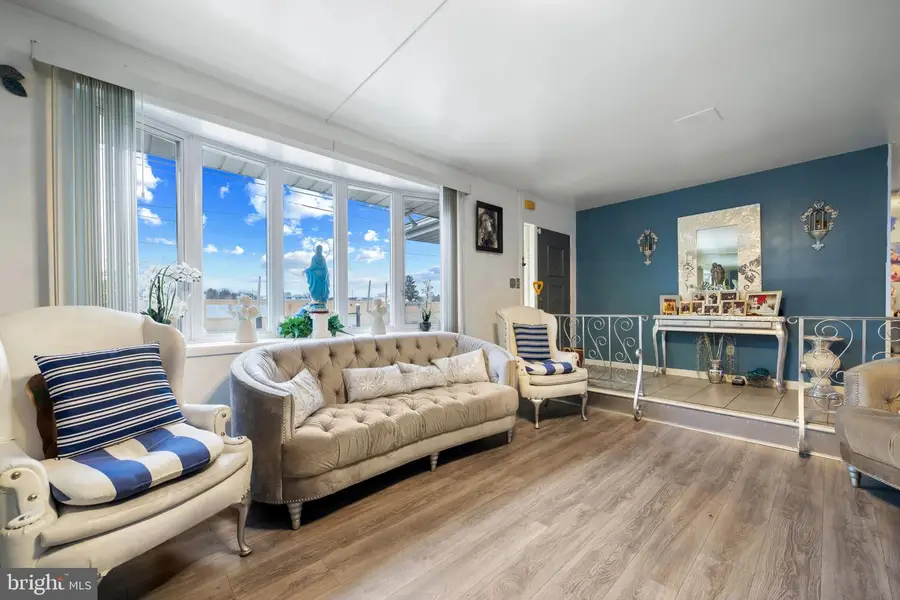 1108 E Congress St, Allentown, PA 18109 - #3