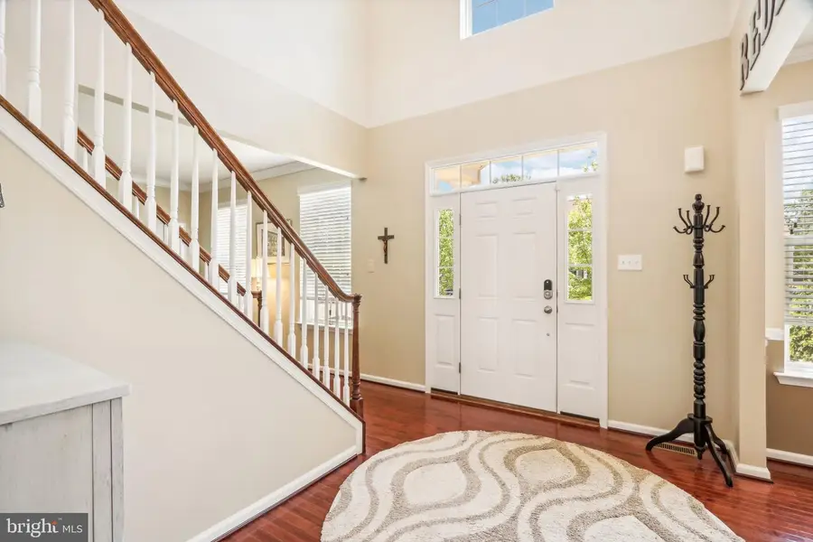 955 Yorkshire Dr, Breinigsville, PA 18031 - #2