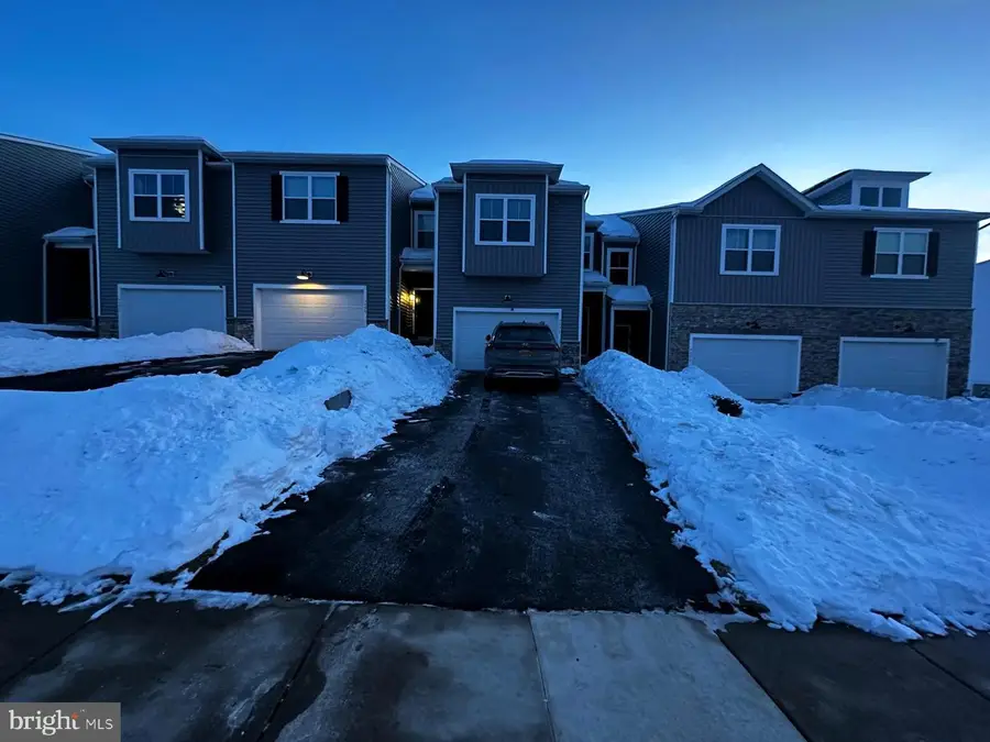 7573 Clayton Ave, Coopersburg, PA 18036 - #3