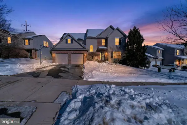 4609 Troxell Dr, WHITEHALL, PA 18052