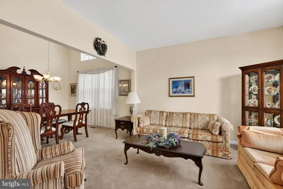 2852 Donegal Dr, Macungie, PA 18062 - #3