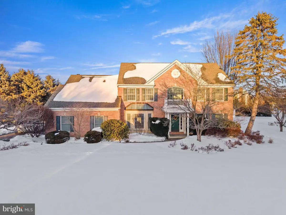 2215 Apple, Fogelsville, PA 18051 - #1