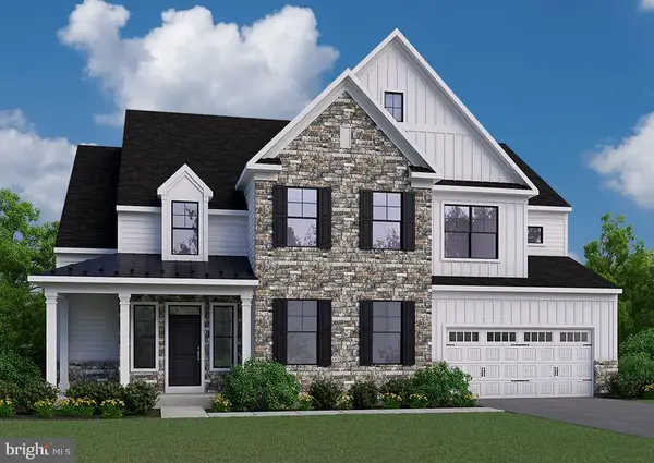 5411 Red Oak Dr, COOPERSBURG, PA 18036