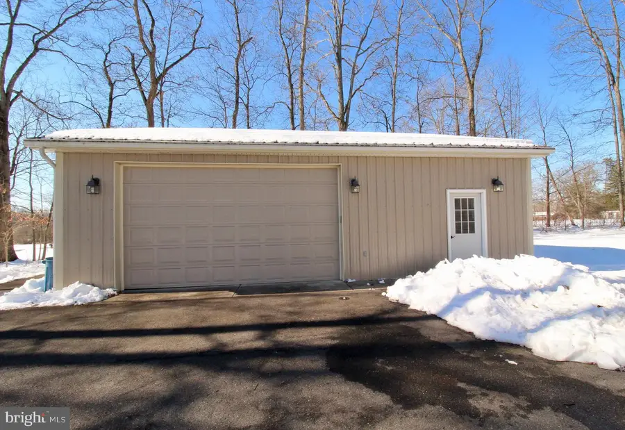 6751 Passer Rd, Coopersburg, PA 18036 - #3