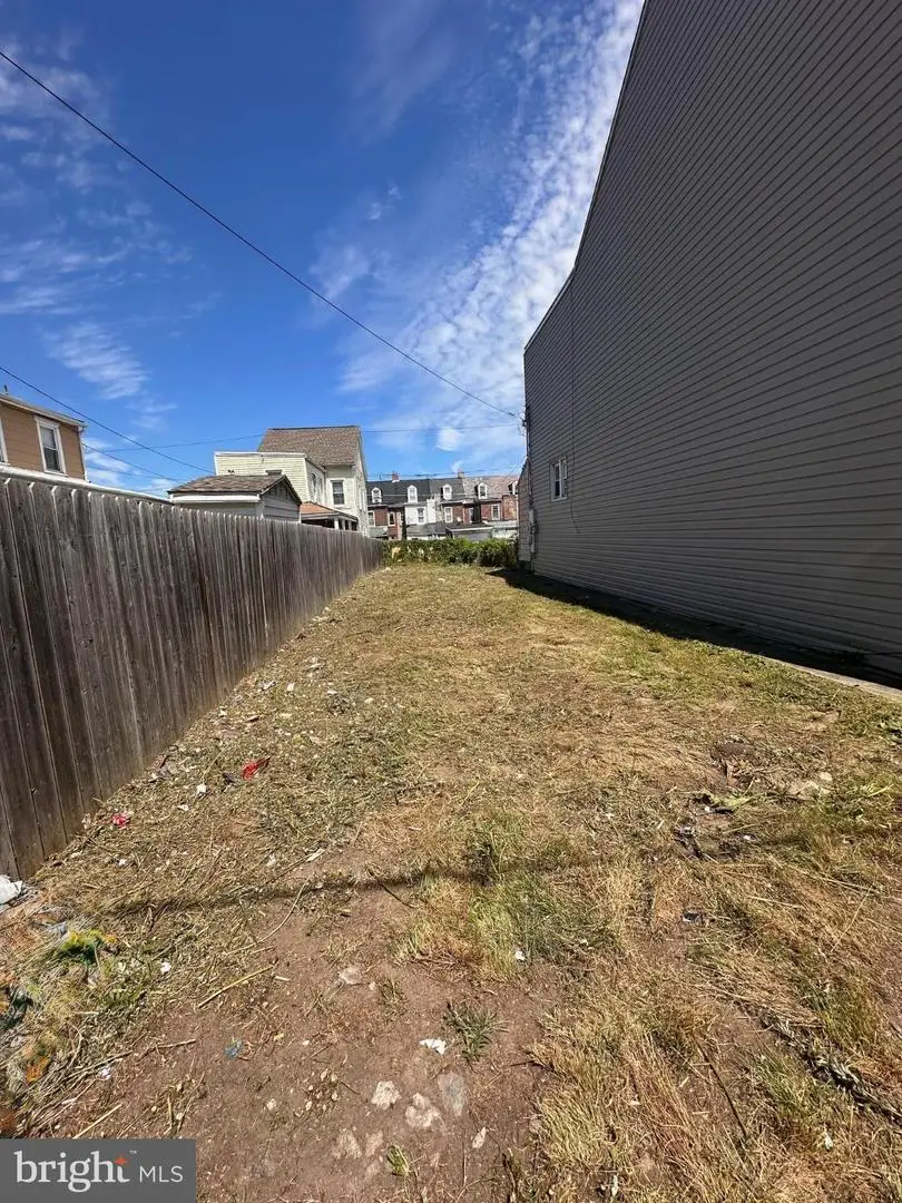 621 N 9th St, Allentown, PA 18102 - #2