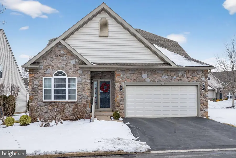 2920 Lifford Ln, Macungie, PA 18062 - #3