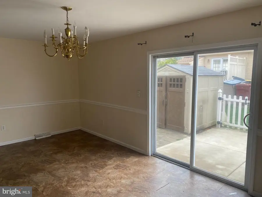 20 Lincoln Pl, Whitehall, PA 18052 - #3