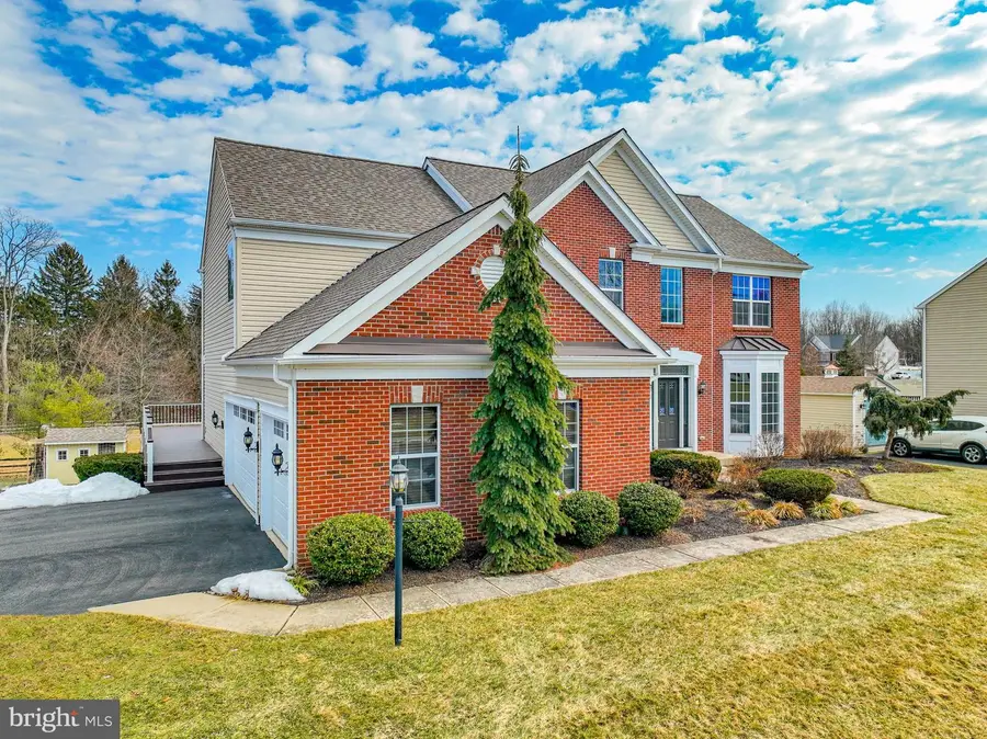 1919 Pembrooke Dr, Macungie, PA 18062 - #2