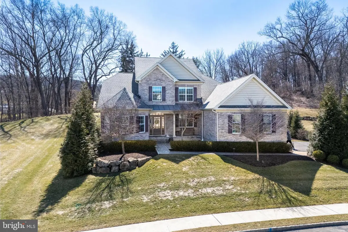 6507 Fox Glove Ln, Center Valley, PA 18034 - #1