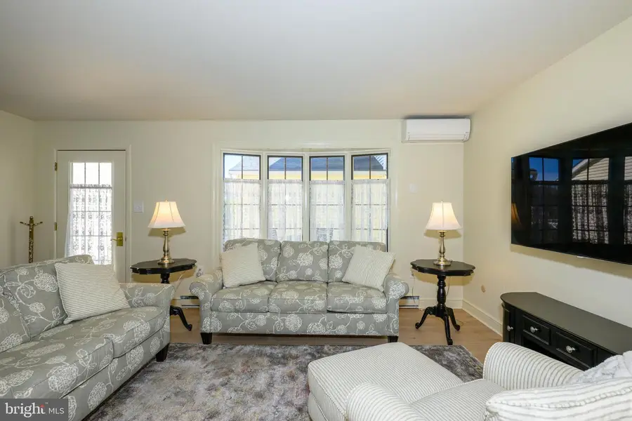 28 Stonewood Pl, Catasauqua, PA 18032 - #3