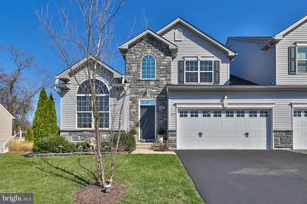 3872 Mink Rd, EMMAUS, PA 18049