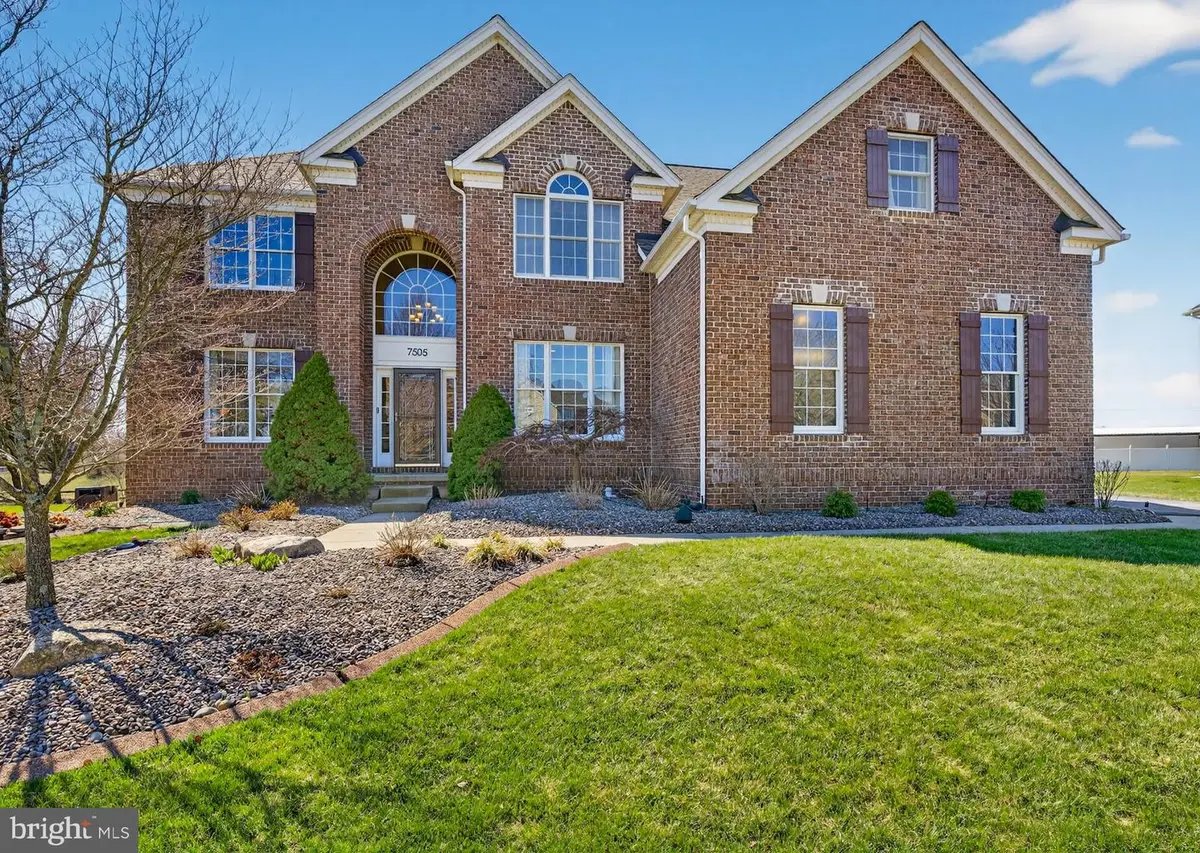 7505 Cedar Rd, Macungie, PA 18062 - #1