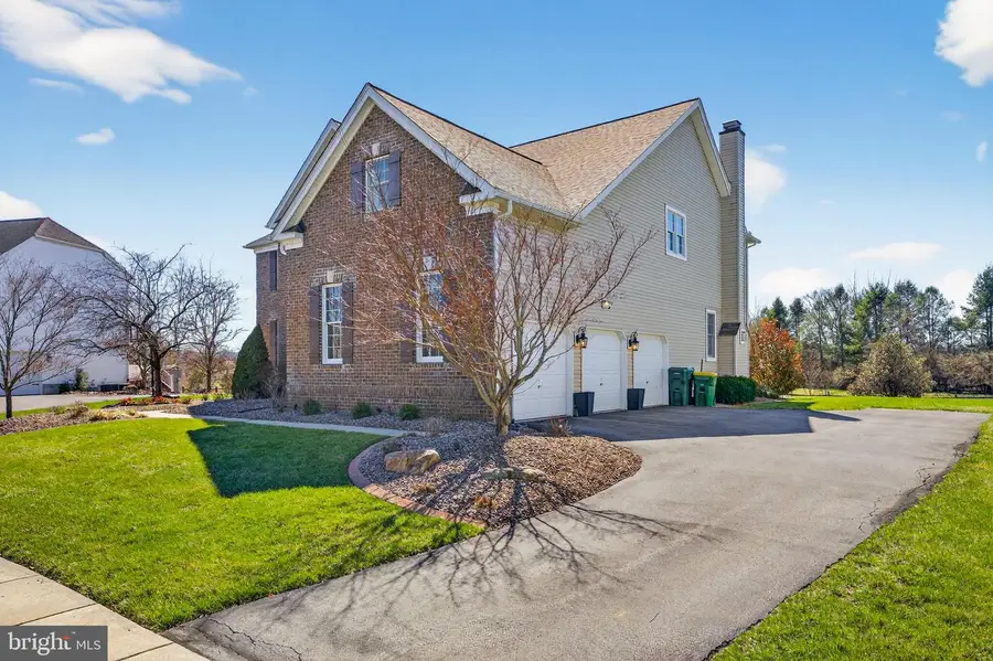 7505 Cedar Rd, Macungie, PA 18062 - #2