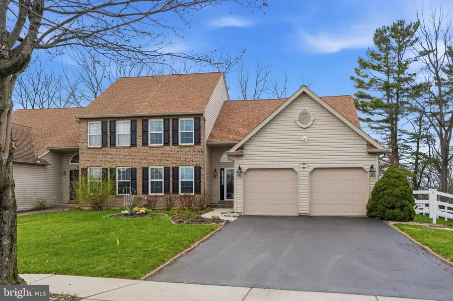 2001 Rolling Meadow Dr, Macungie, PA 18062 - #2