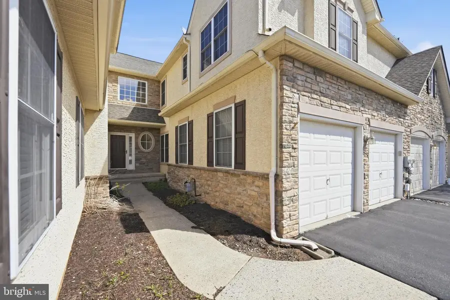 2493 Thistle Rd, Macungie, PA 18062 - #2