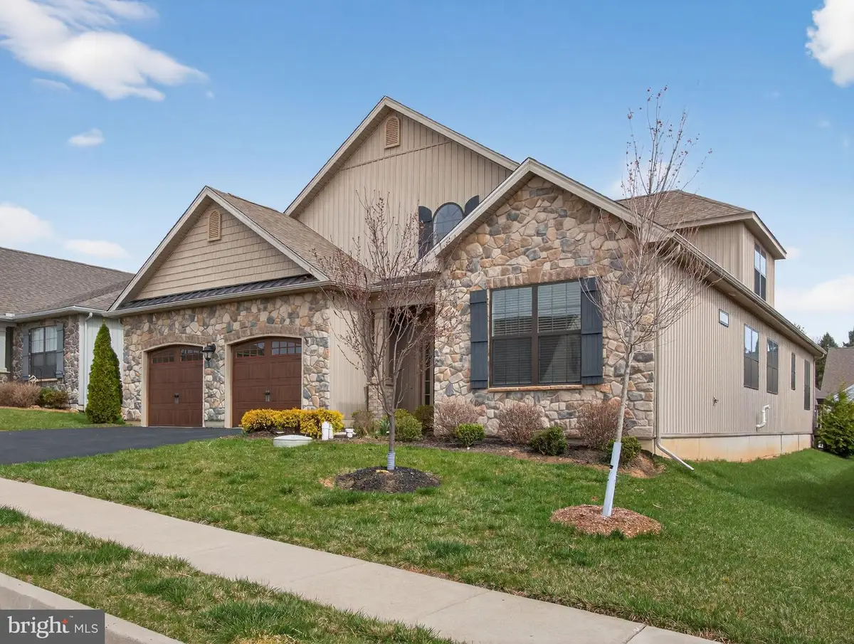 4109 Eveningstar Rd, Emmaus, PA 18049 - #1