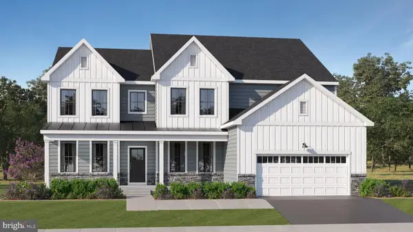 1135 Frank St, FOGELSVILLE, PA 18051