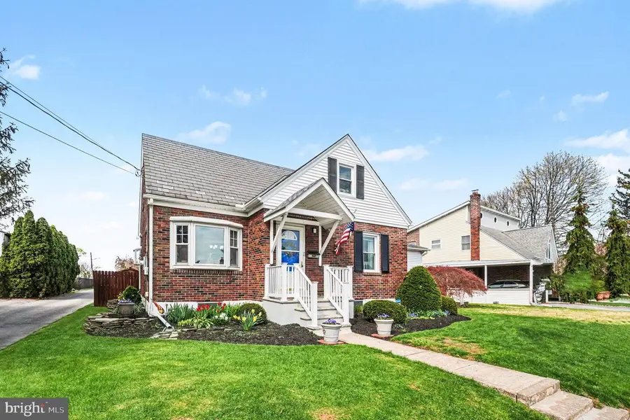 930 4th Street, Whitehall, PA 18052 - #2